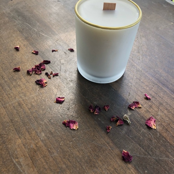 Other - Rose candle 🌹